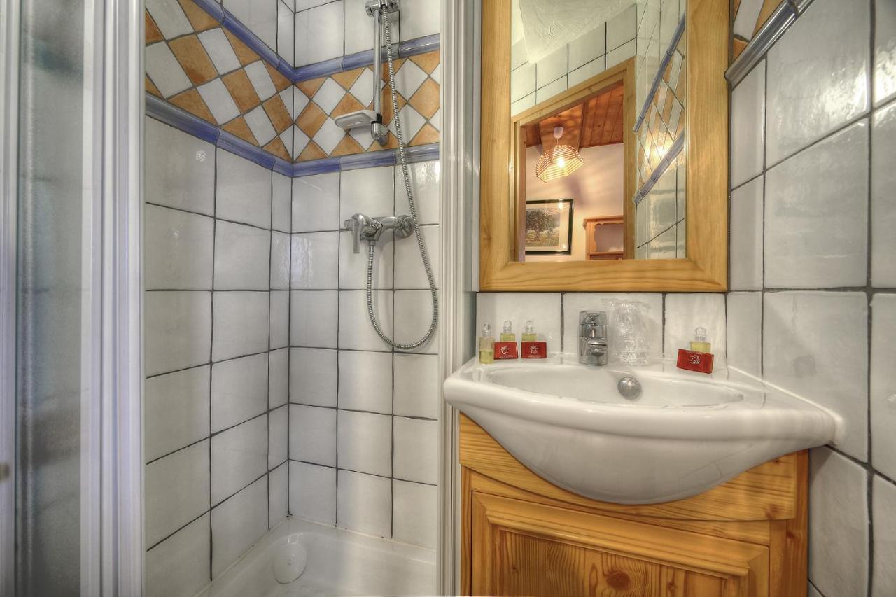 Chalet-Hotel De L'Etape เลกงตามีน-มงฌัว ภายนอก รูปภาพ